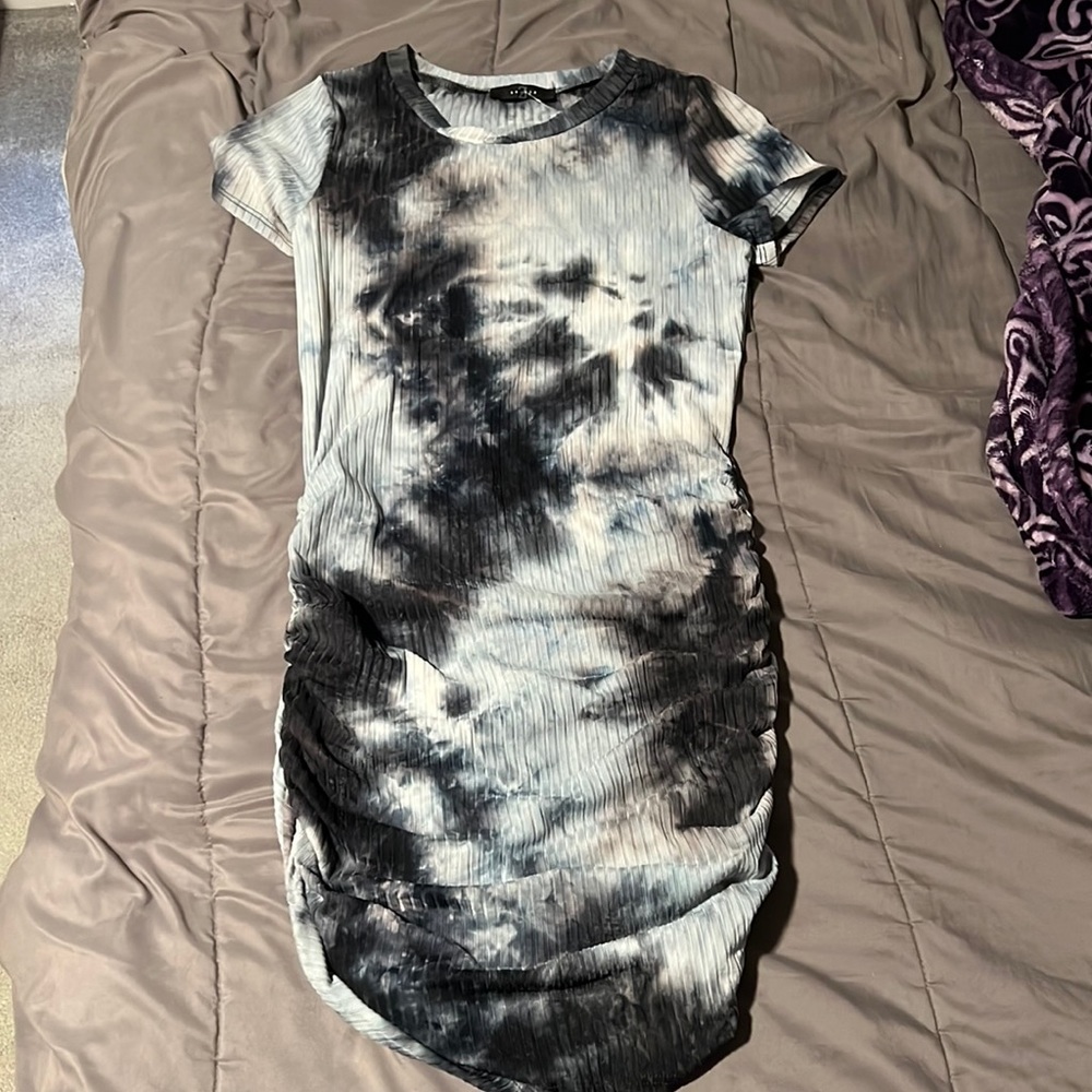 Women’s tie dye dress.